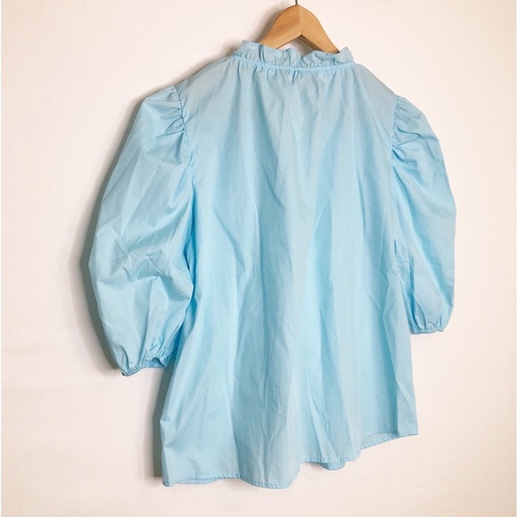 Hester & Orchard Blue puff sleeve, smocked detail button down blouse - Picture 5 of 9